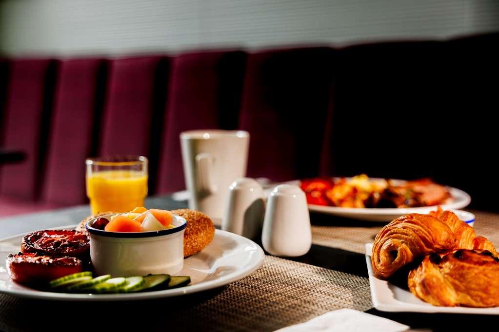 Hotel Riu Plaza London Victoria Restaurant photo